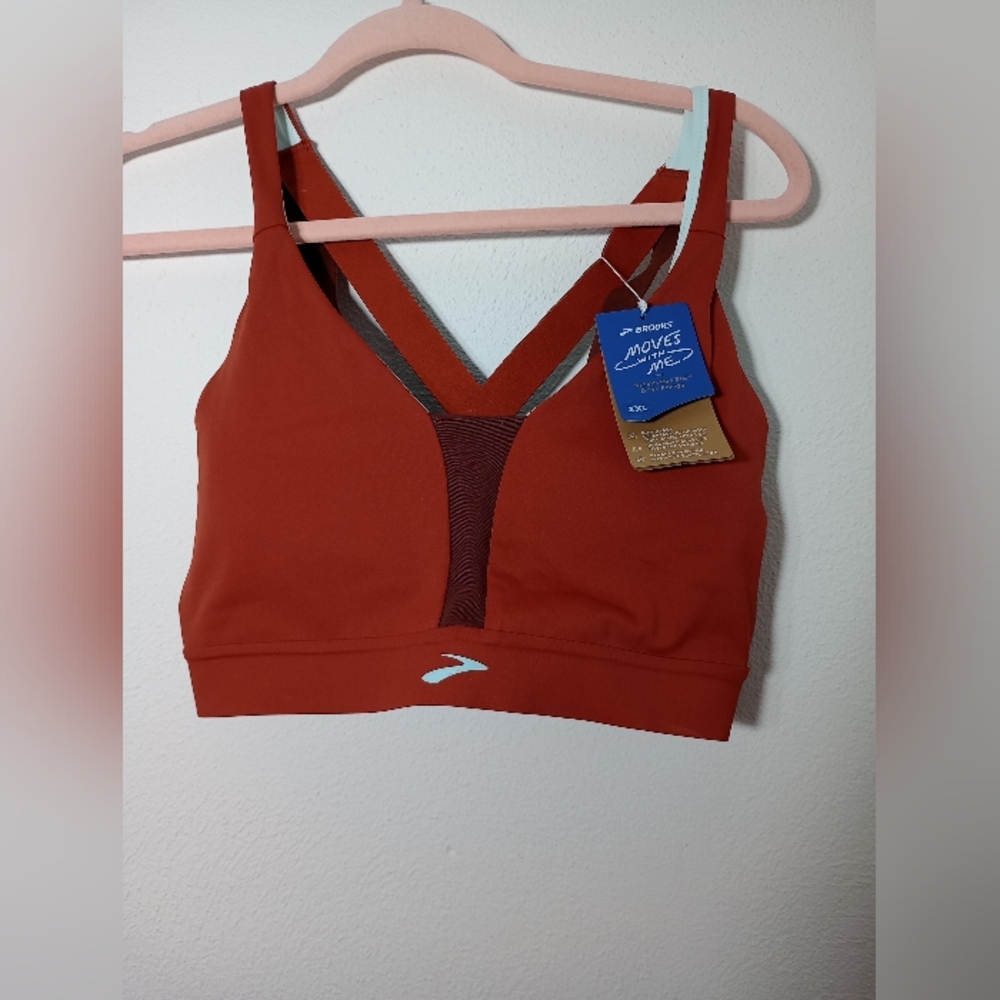 Brooks Women's Terracotta Sports Bra - Picture 1 of 4